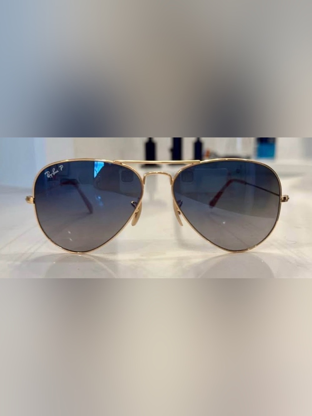 Ray-Ban Gold Frame Aviator Sunglasses with Polarized  Brown Gradient Lenses - Picture 2 of 3